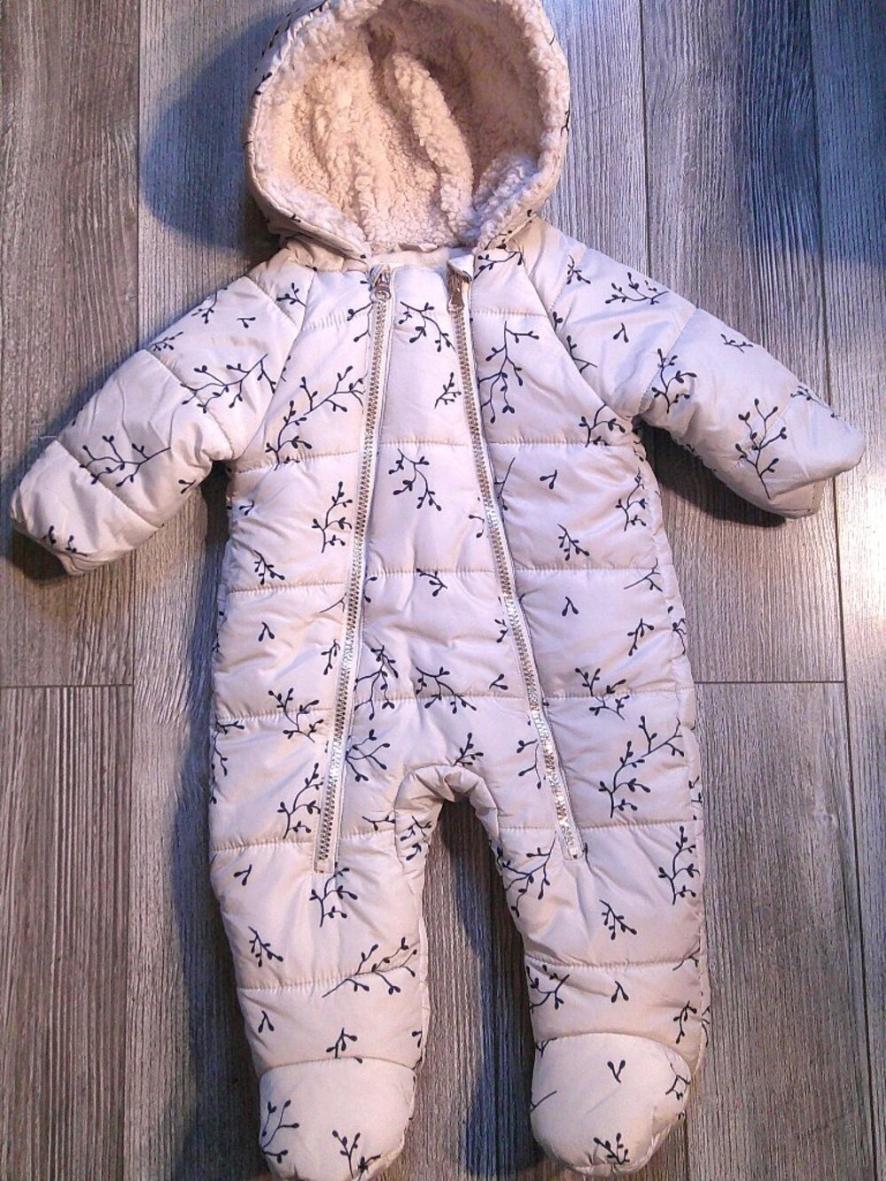 "Jessica Simpson" Baby Girl's Print Pram/Snowsuit/Bunting Sz 3-6 Months